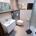 Kustronia Z Garazem Bielsko-Biala