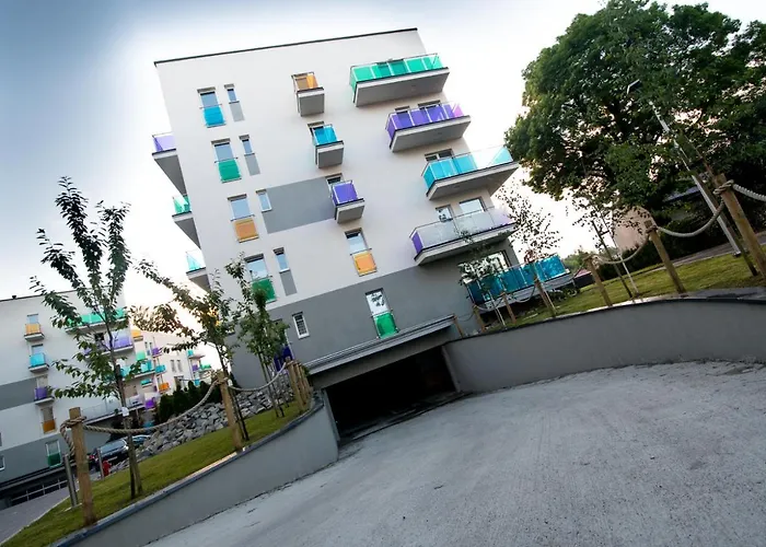 Kustronia Z Garazem شقة بييلسكو بياوا