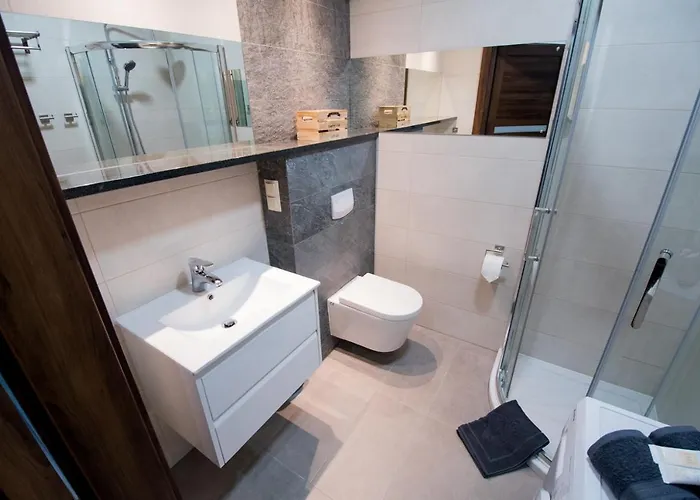 Kustronia Z Garazem بييلسكو بياوا